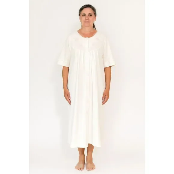 Miss Elaine Waffle Knit Button Snap Embroidered Medium Length Robe Size M - Picture 1 of 16